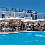 מלון Medici רוקה סן ג'ובאני