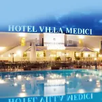 Medici מלון רוקה סן ג'ובאני