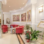 מלון Medici 4*