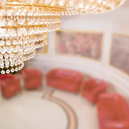 Medici 4* רוקה סן ג'ובאני