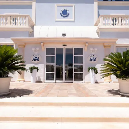 Medici Hotel 4*