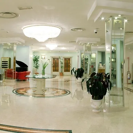 Medici Отель 4*