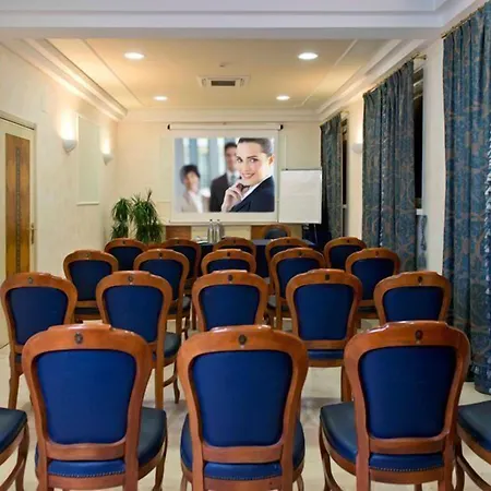 Medici Отель 4*