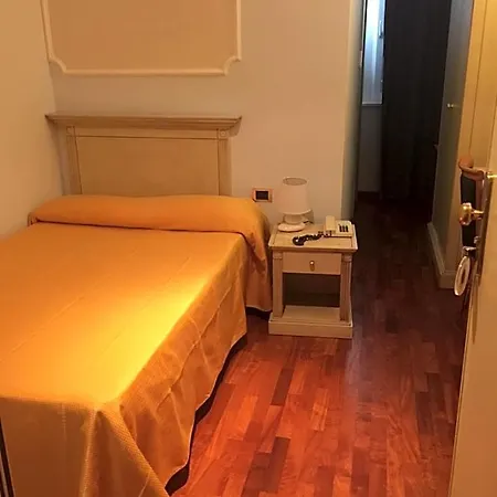 호텔 Medici 4*