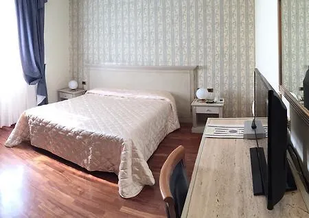 Medici Отель Рокка-Сан-Джованни