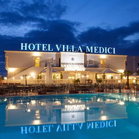 Отель Medici Рокка-Сан-Джованни