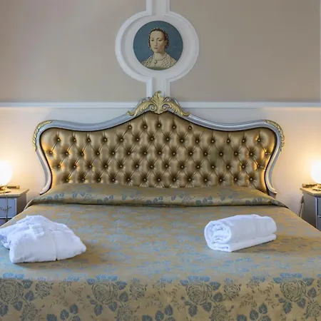 Medici Отель Рокка-Сан-Джованни