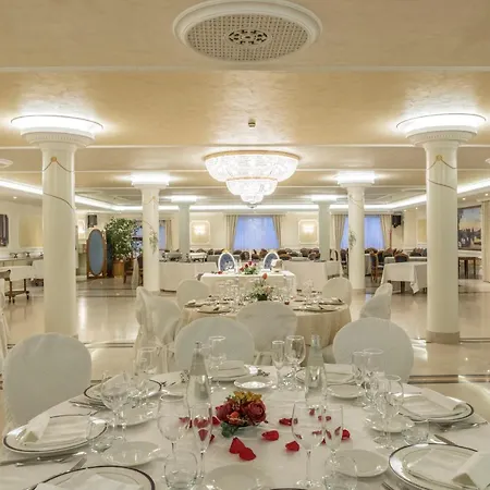 Medici Hotel 4*